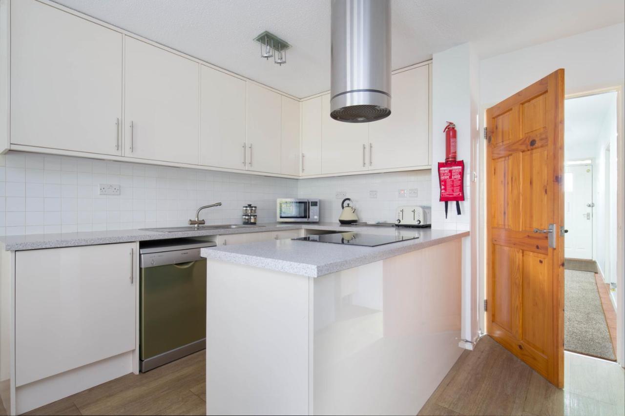 Modern Grassmarket Apartment Edinburgh Luaran gambar