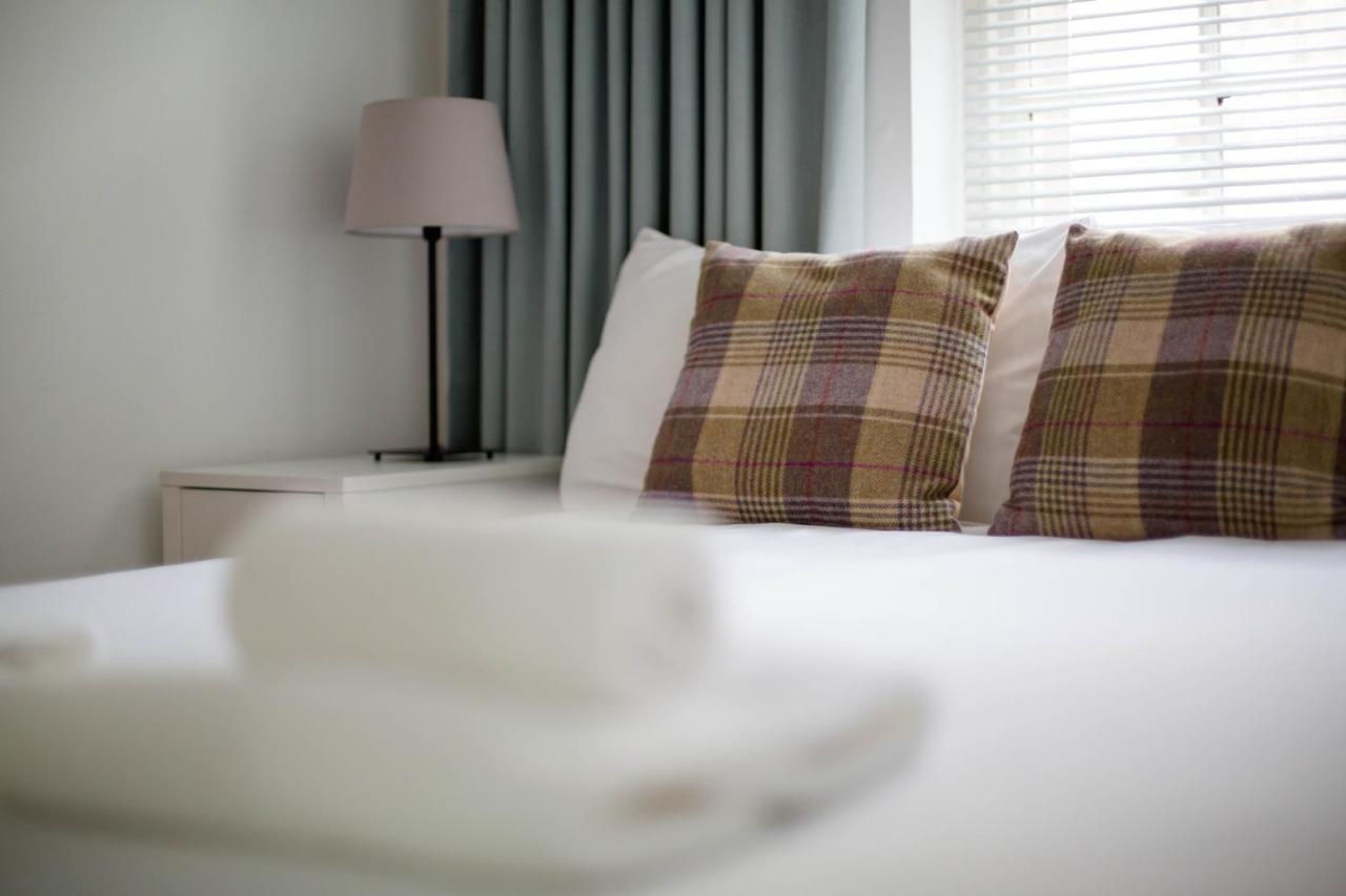 Modern Grassmarket Apartment Edinburgh Luaran gambar