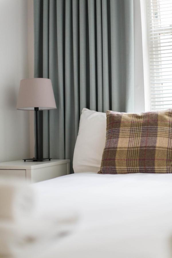 Modern Grassmarket Apartment Edinburgh Luaran gambar