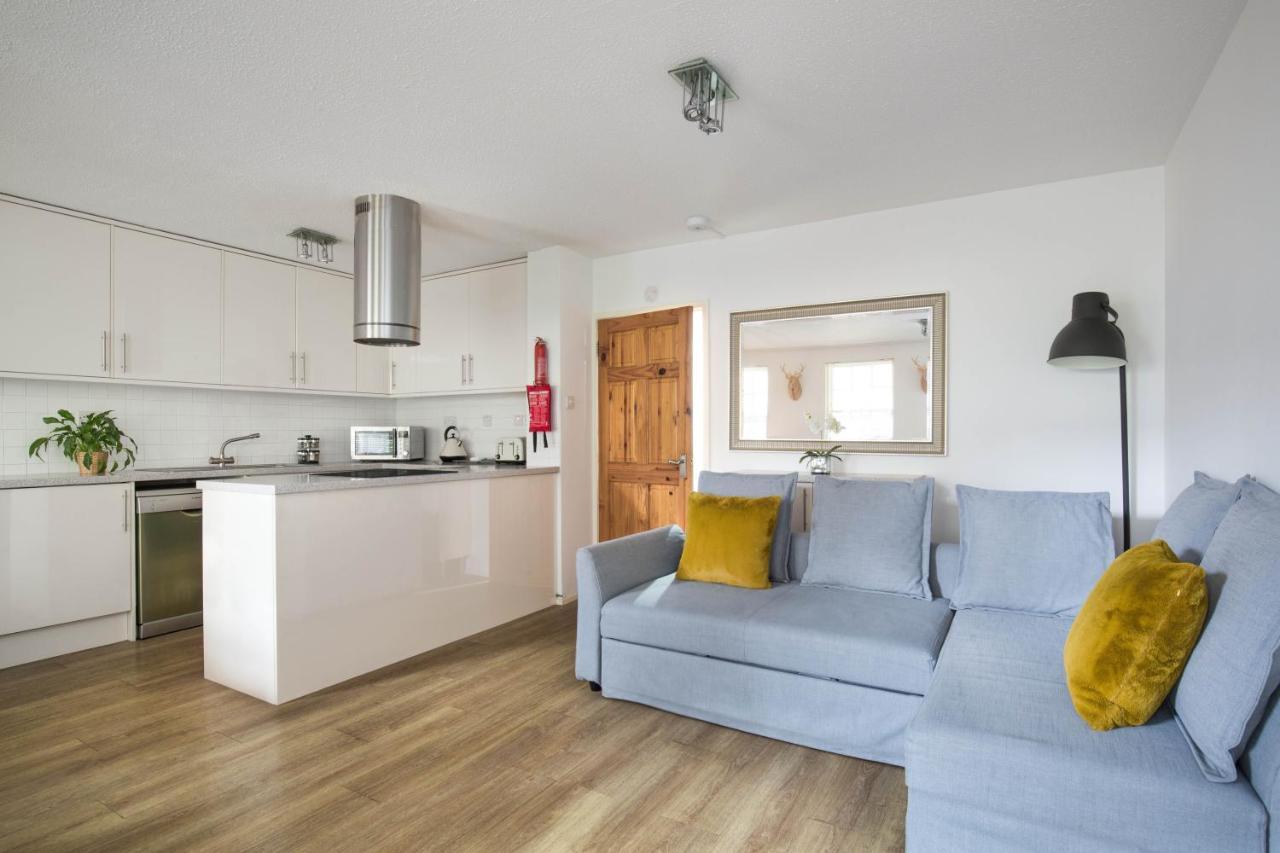 Modern Grassmarket Apartment Edinburgh Luaran gambar
