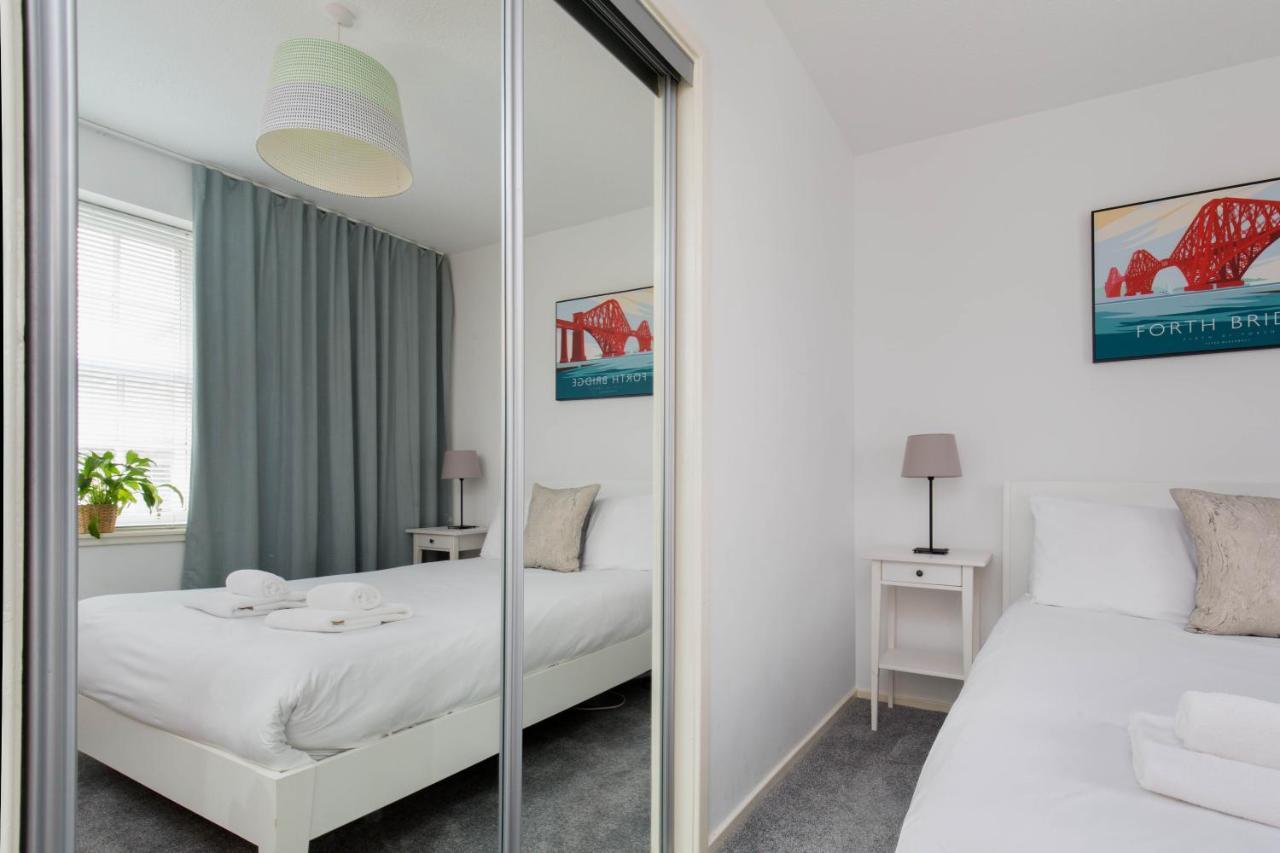 Modern Grassmarket Apartment Edinburgh Luaran gambar